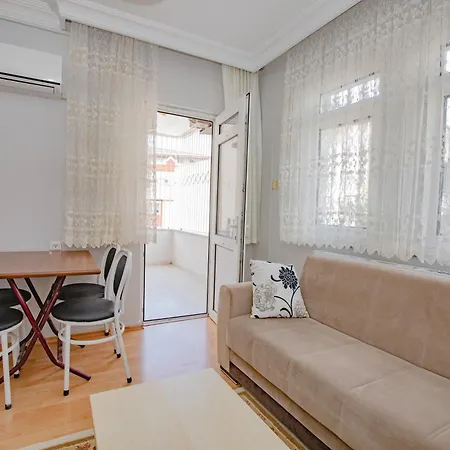 Gueler 61 Apartamento
