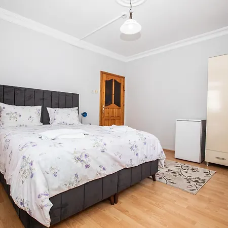 Gueler 61 Apartamento Trebizonda