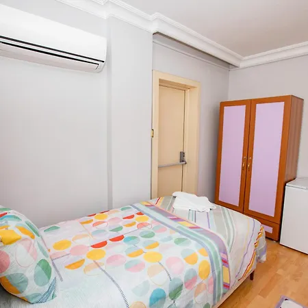 Gueler 61 Apartamento