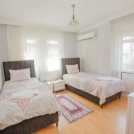 Gueler 61 Pansiyon דירה *